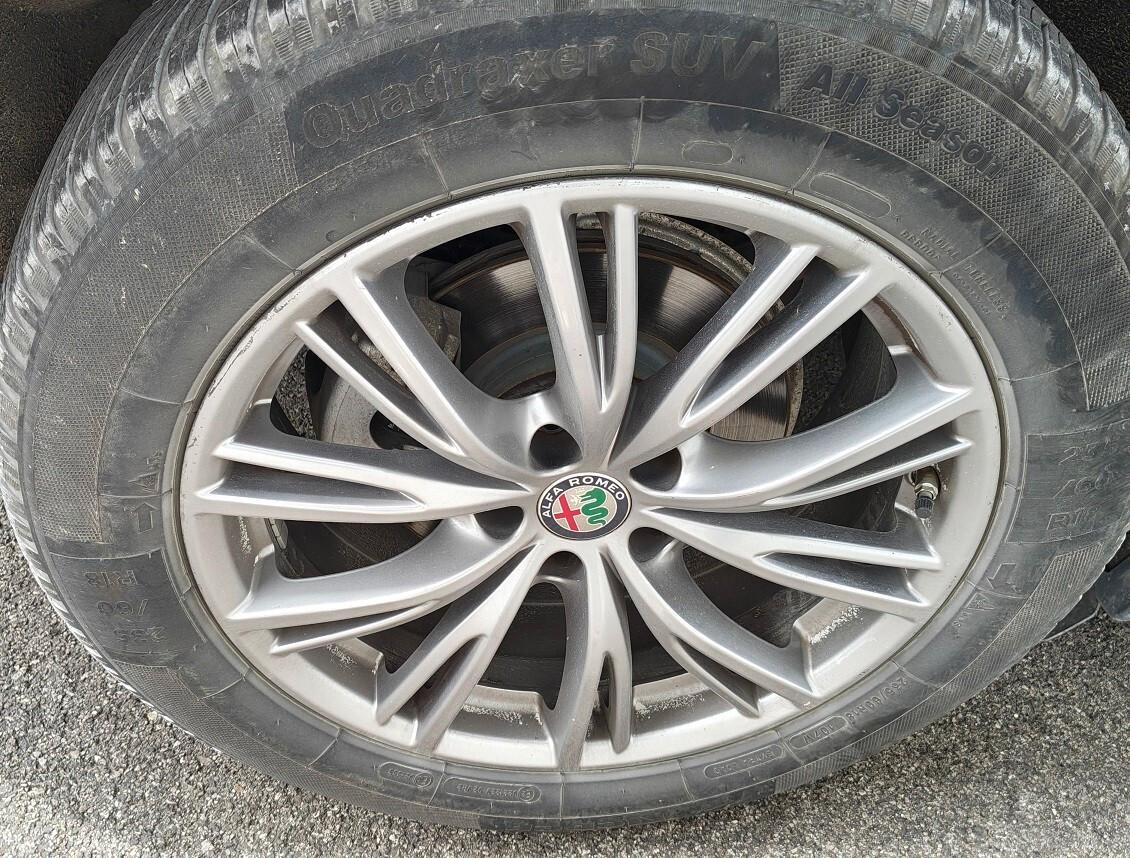 Alfa Romeo Stelvio 2.2 Turbodiesel 190 CV AT8 RWD Business