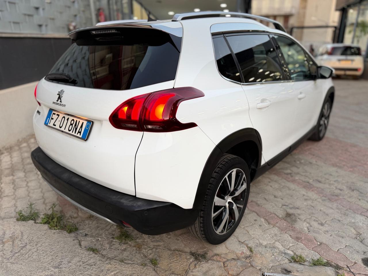 Peugeot 2008 BlueHDi 100 S&S Allure 2020