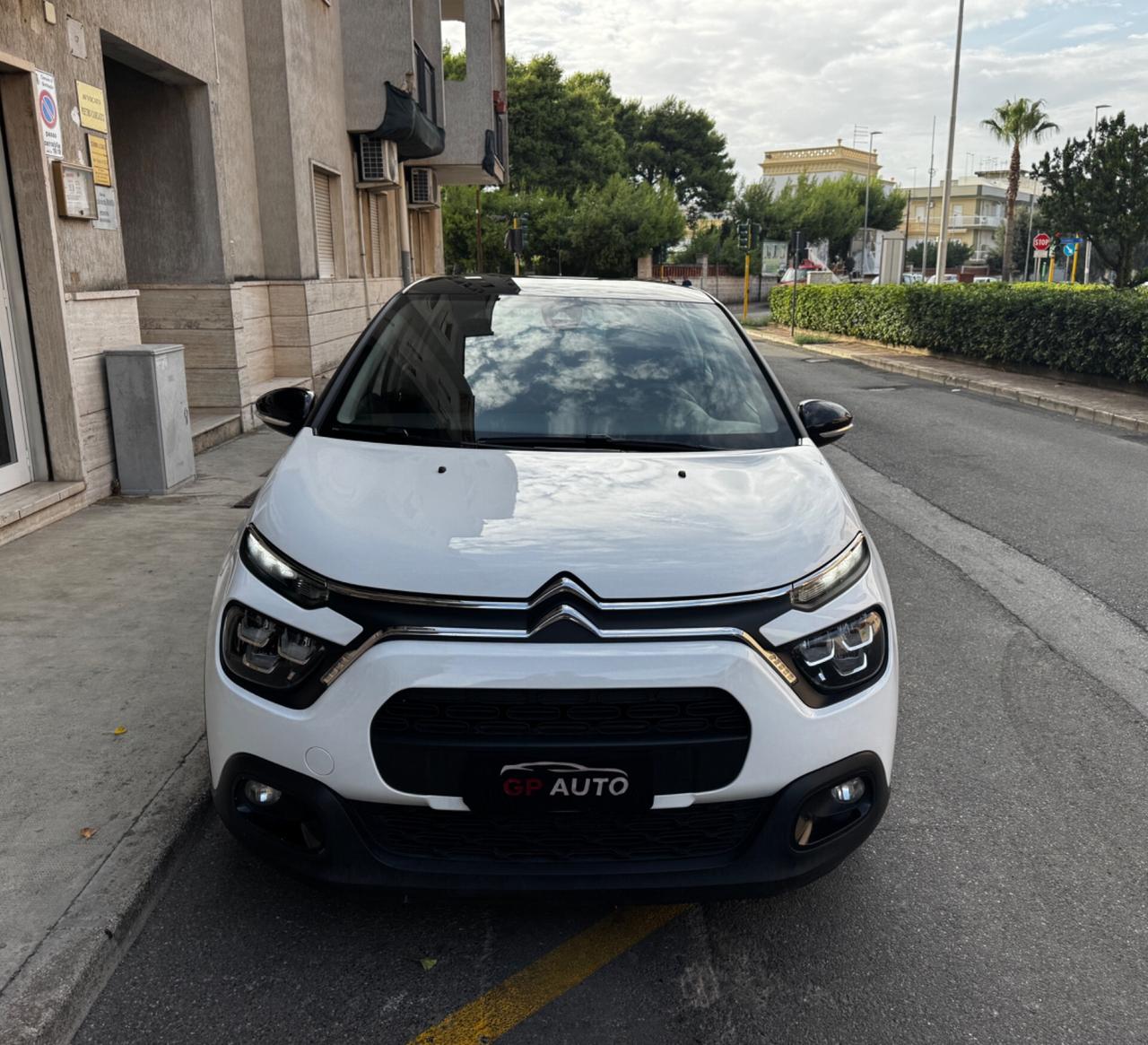Citroen C3 BlueHdi Shine Pack