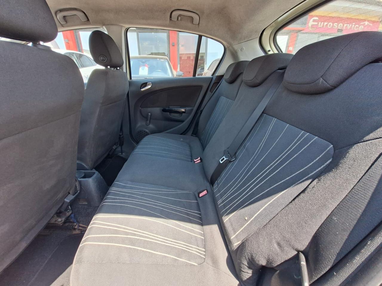 Opel Corsa 1.2 5 porte 80cv