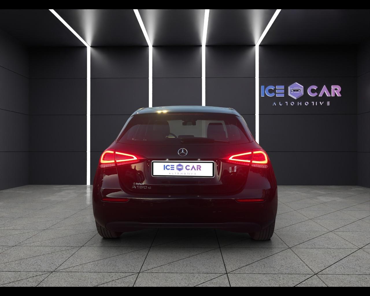 Mercedes-Benz Classe A (W177) - A 180 d Automatic Business