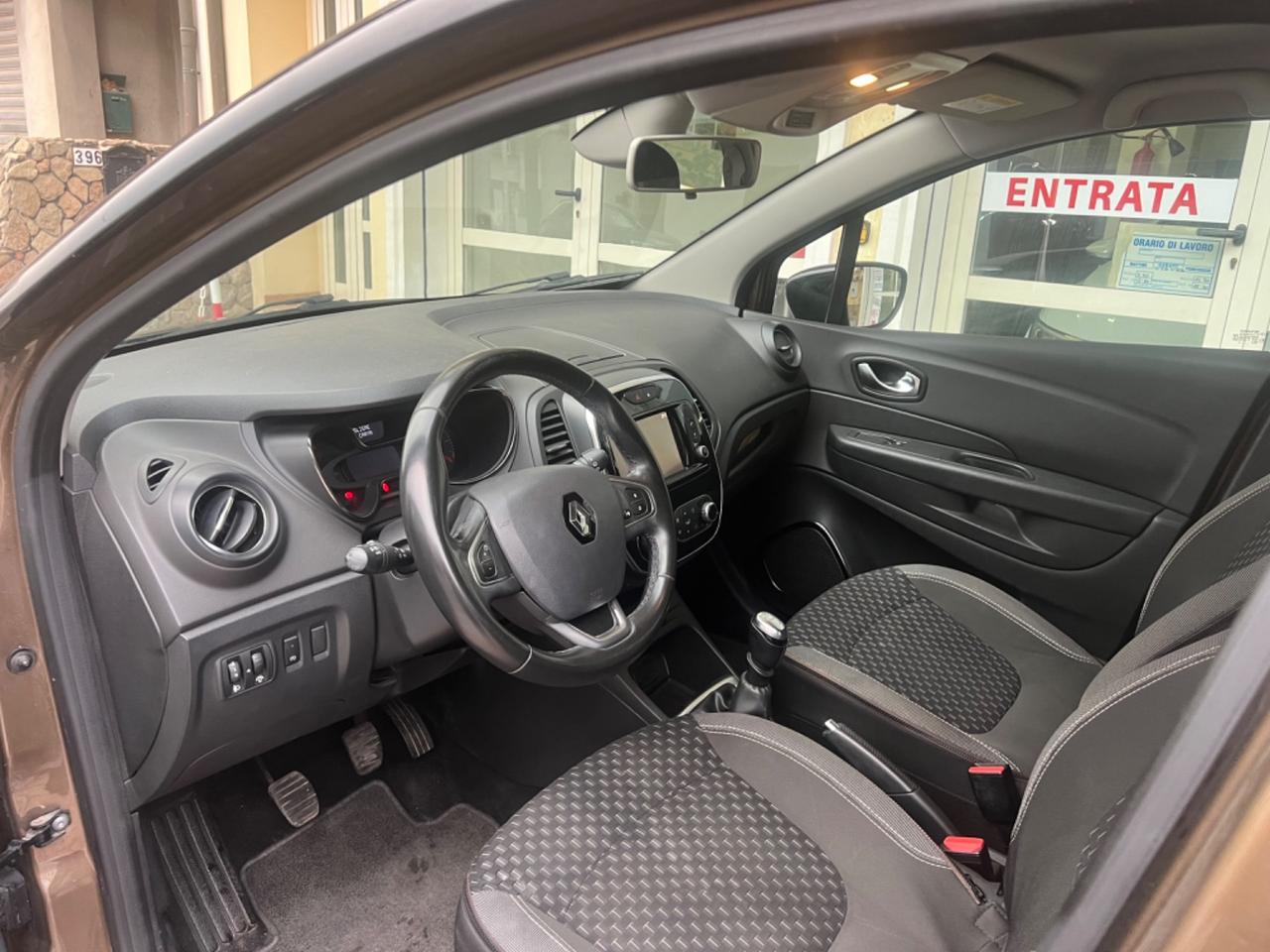 Renault Captur dCi 8V 110 CV Start&Stop Energy Initiale Paris