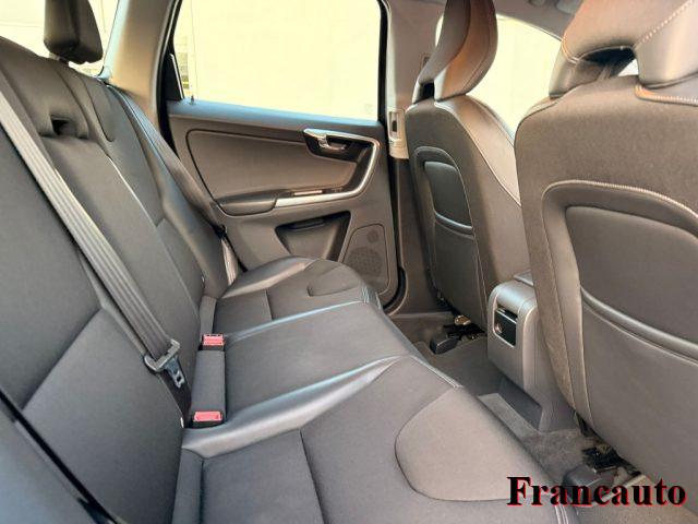 VOLVO XC60 D3 Geartronic R-design