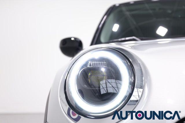 MINI Cooper 1.5 COOPER CAMDEN 5 PORTE FARI LED
