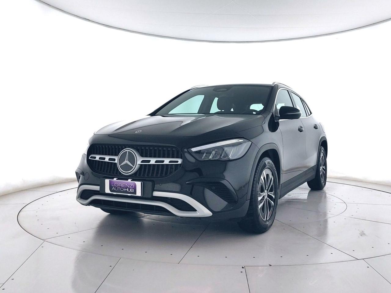 Mercedes-Benz GLA 180 d Advanced auto NEOPATENTATI+CAMERA+LED
