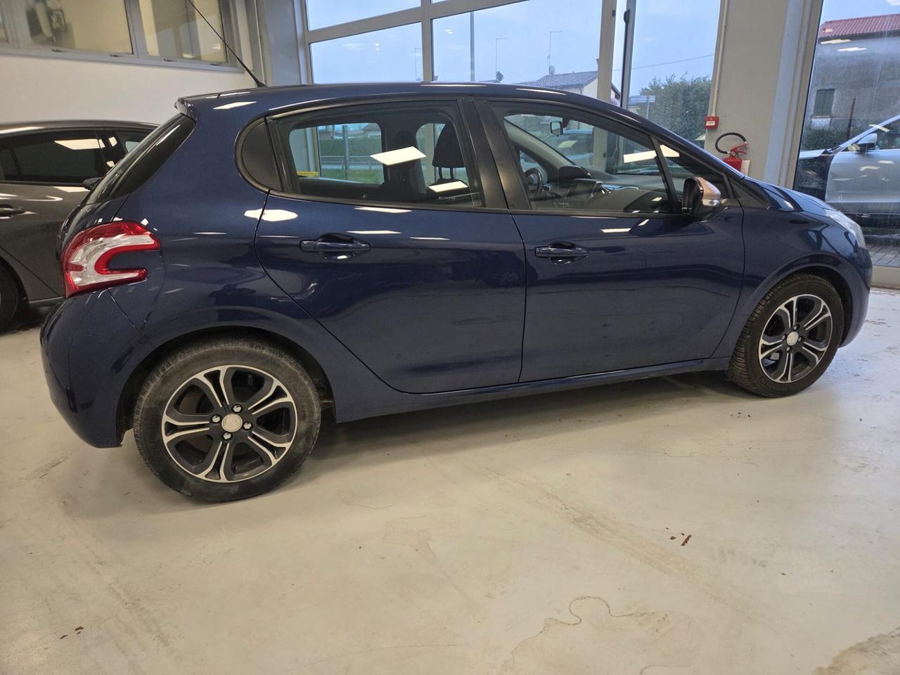 Peugeot 208 5 porte Allure - 2014