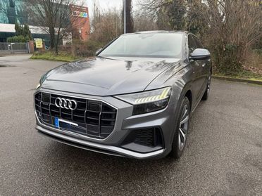 Audi Q8 50 3.0 tdi mhev quattro tiptronic