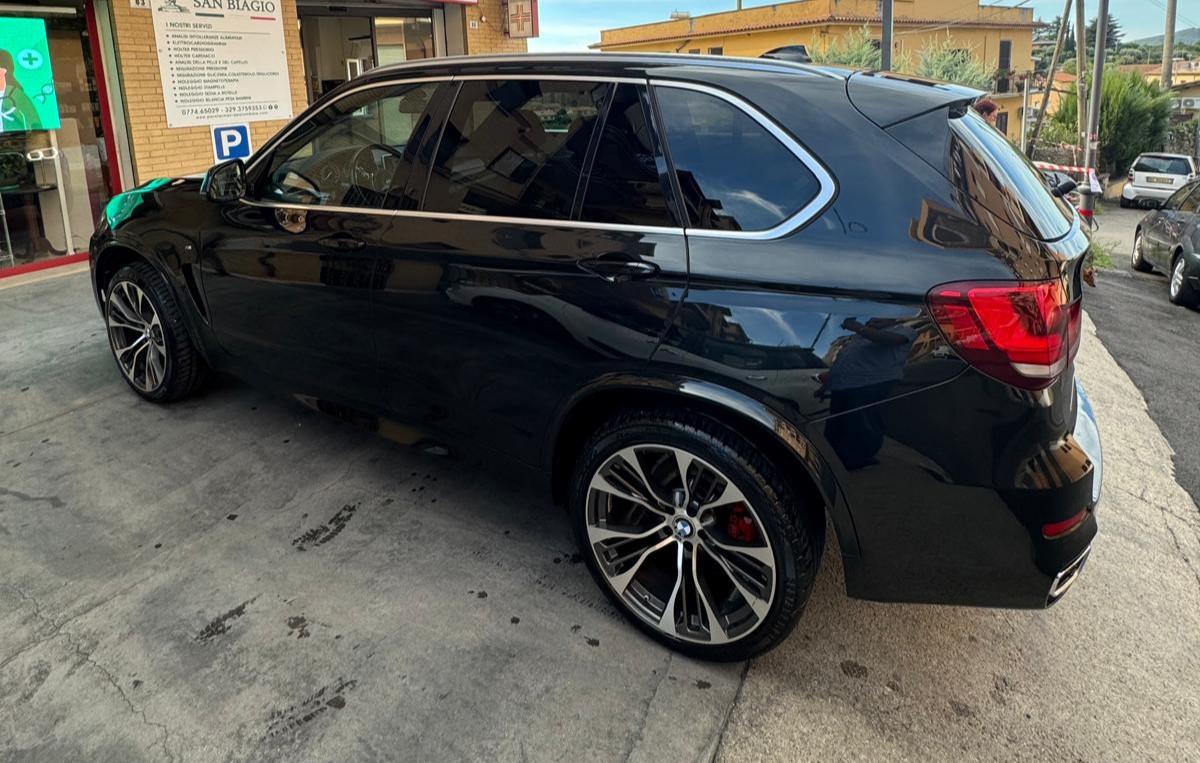 BMW X5 xdrive30d Experience 258cv auto