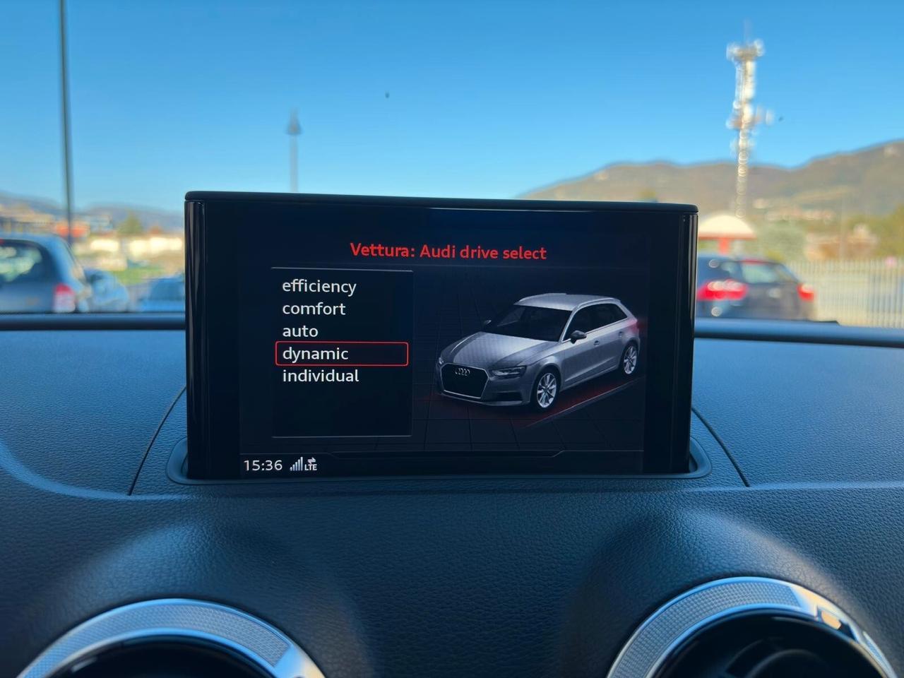 Audi A3 SPORTBACK 1.6 TDi 116CV S-TRONIC