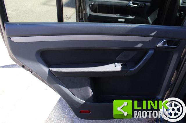 VOLKSWAGEN Touran 1.9 TDI 105CV DPF Highline 7 Posti per Neopatent..