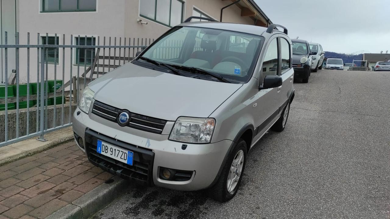 FIAT PANDA 1.2 BENZINA 4X4 CLIMBING 4WD