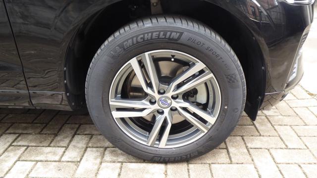 VOLVO XC60 B4 automatico Core