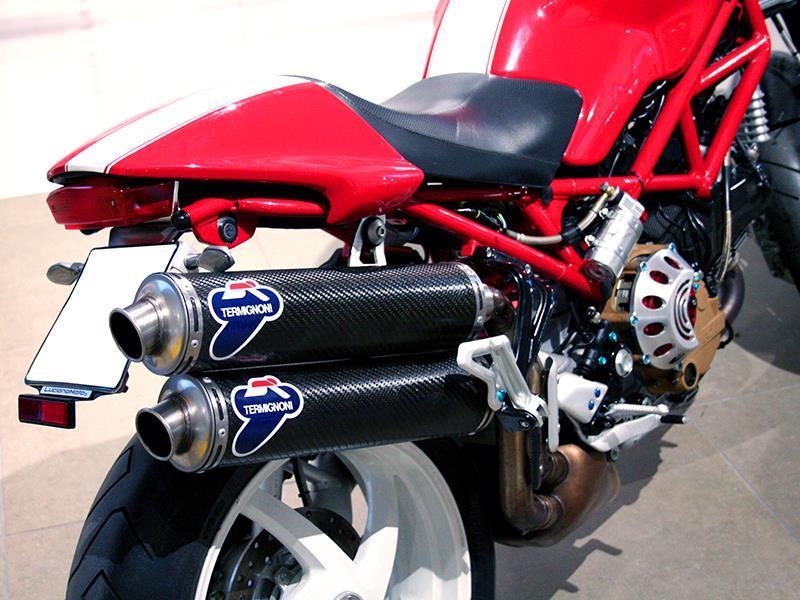 Ducati Monster S2R 1000