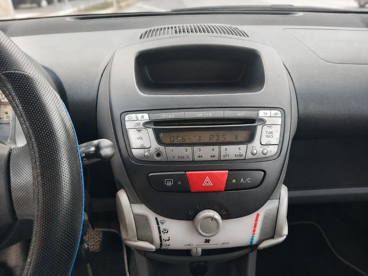 Peugeot 107 1.0 68CV 5p. Plaisir