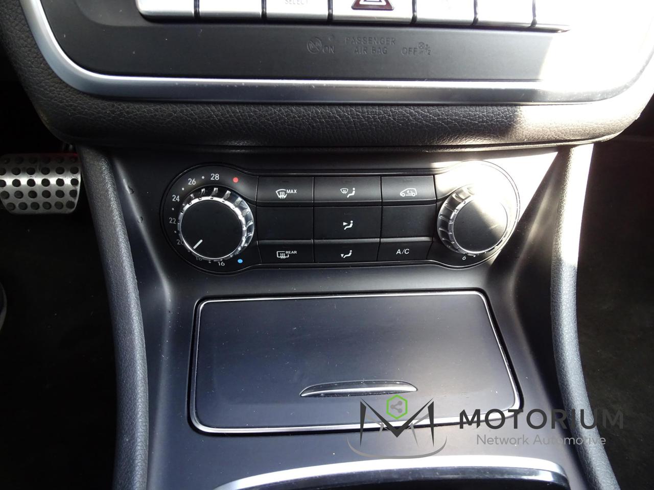 Mercedes-Benz CLA 200 Premium 156 CV CAMBIO AUTOMATICO