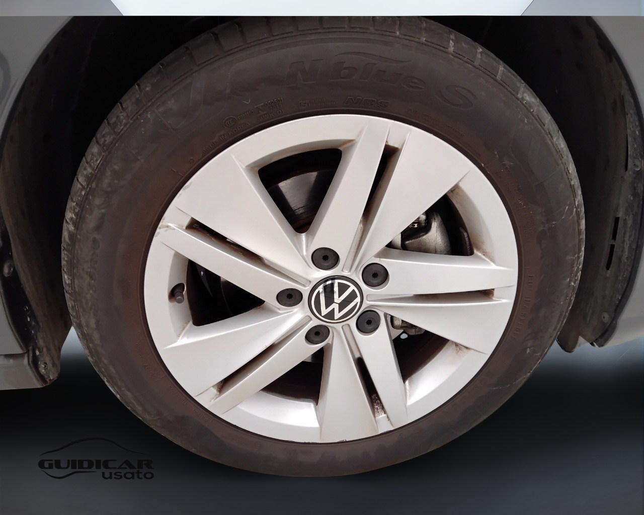 VOLKSWAGEN Golf VIII 2024 - Golf 2.0 tdi Life 115cv
