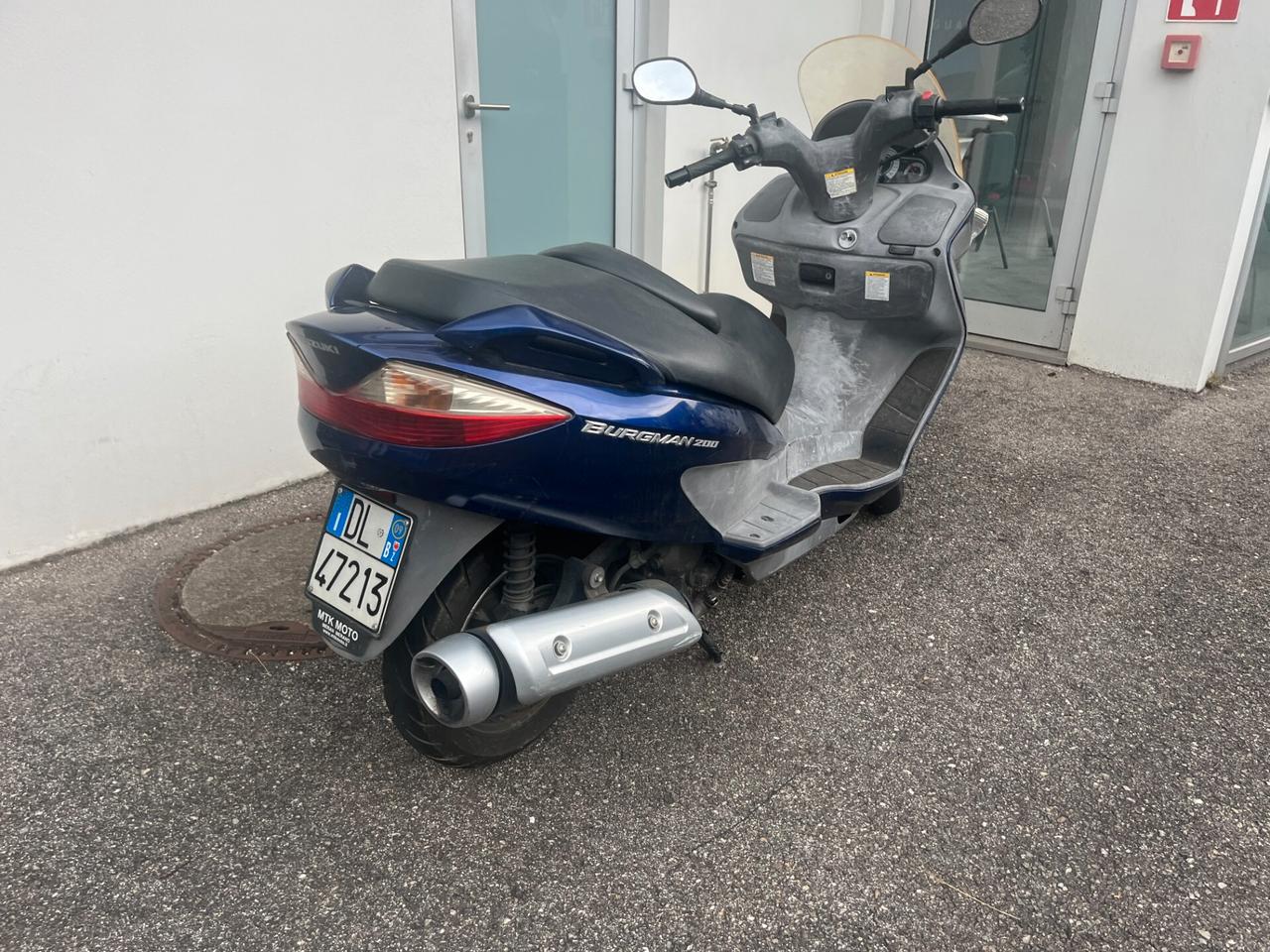 Suzuki Burgman 200 benzina