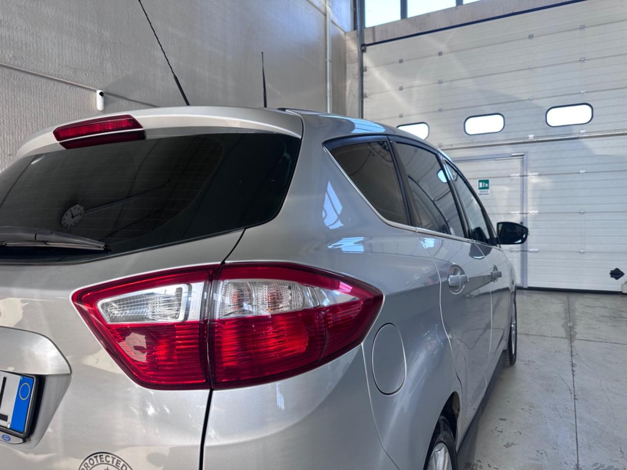 Ford C-Max 2.0 TDCi 115cv Powershift Titanium