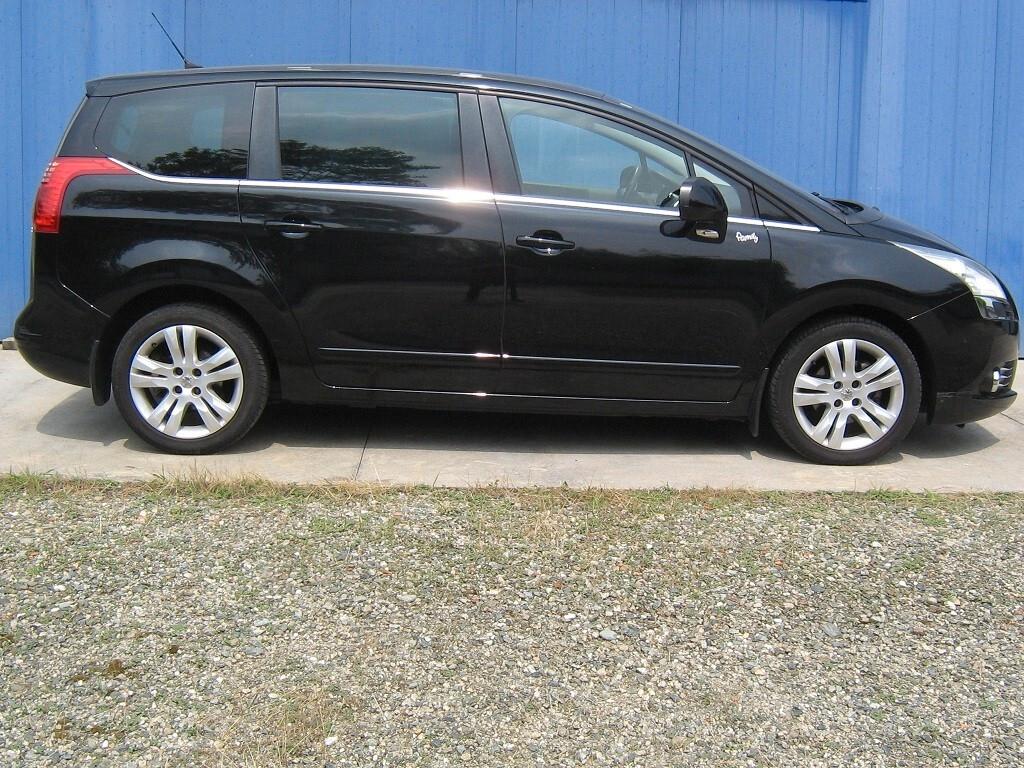 Peugeot 5008 1.6 HDi 112CV Family