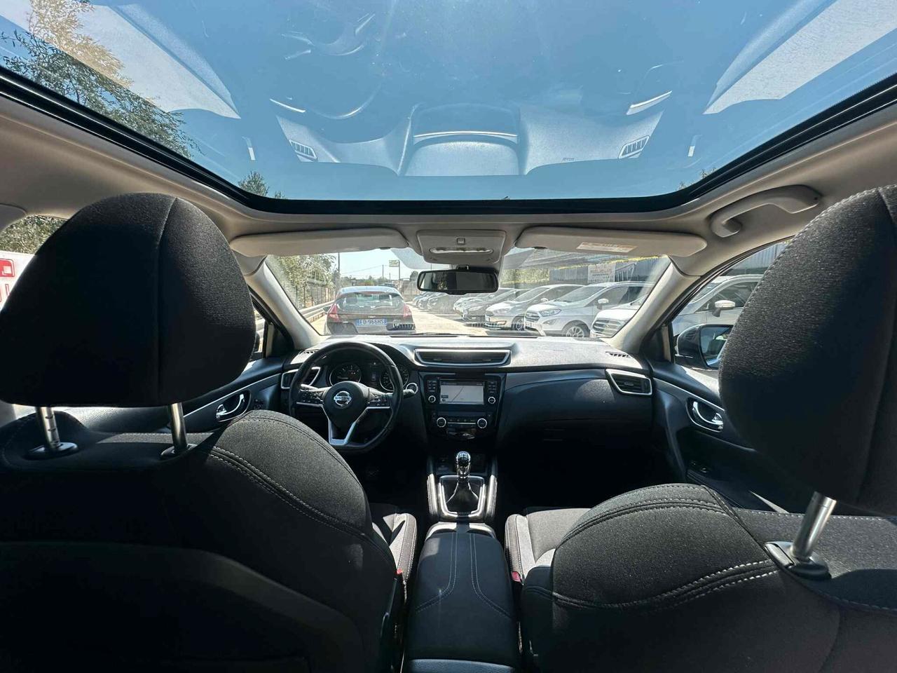 Nissan Qashqai 1.5 dCi Tekna TETTO PAN- TELEC 360