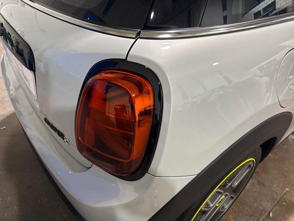 Mini Cooper SE 3p Classic auto