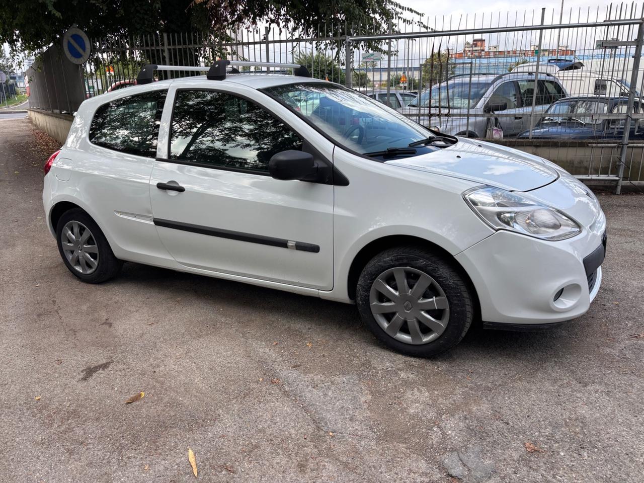 Renault Clio 1.2 3 porte Van Long Life