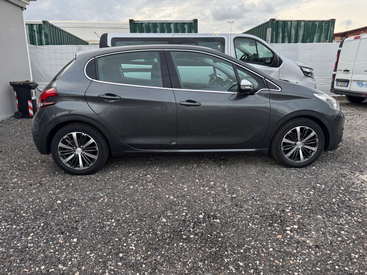Peugeot 208 BlueHDi 75 S&S 5 porte Active