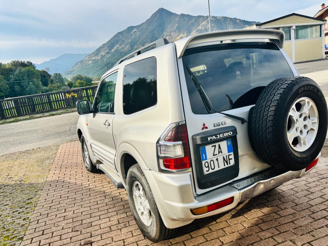 Mitsubishi Pajero 3.2 16V DI-D 3p. GLS