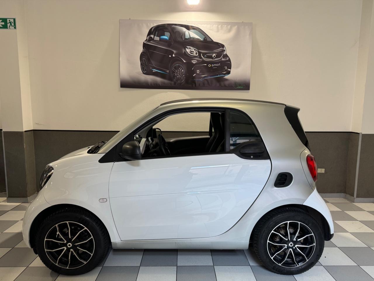 Smart ForTwo 70 1.0 automatica benzina garanzia