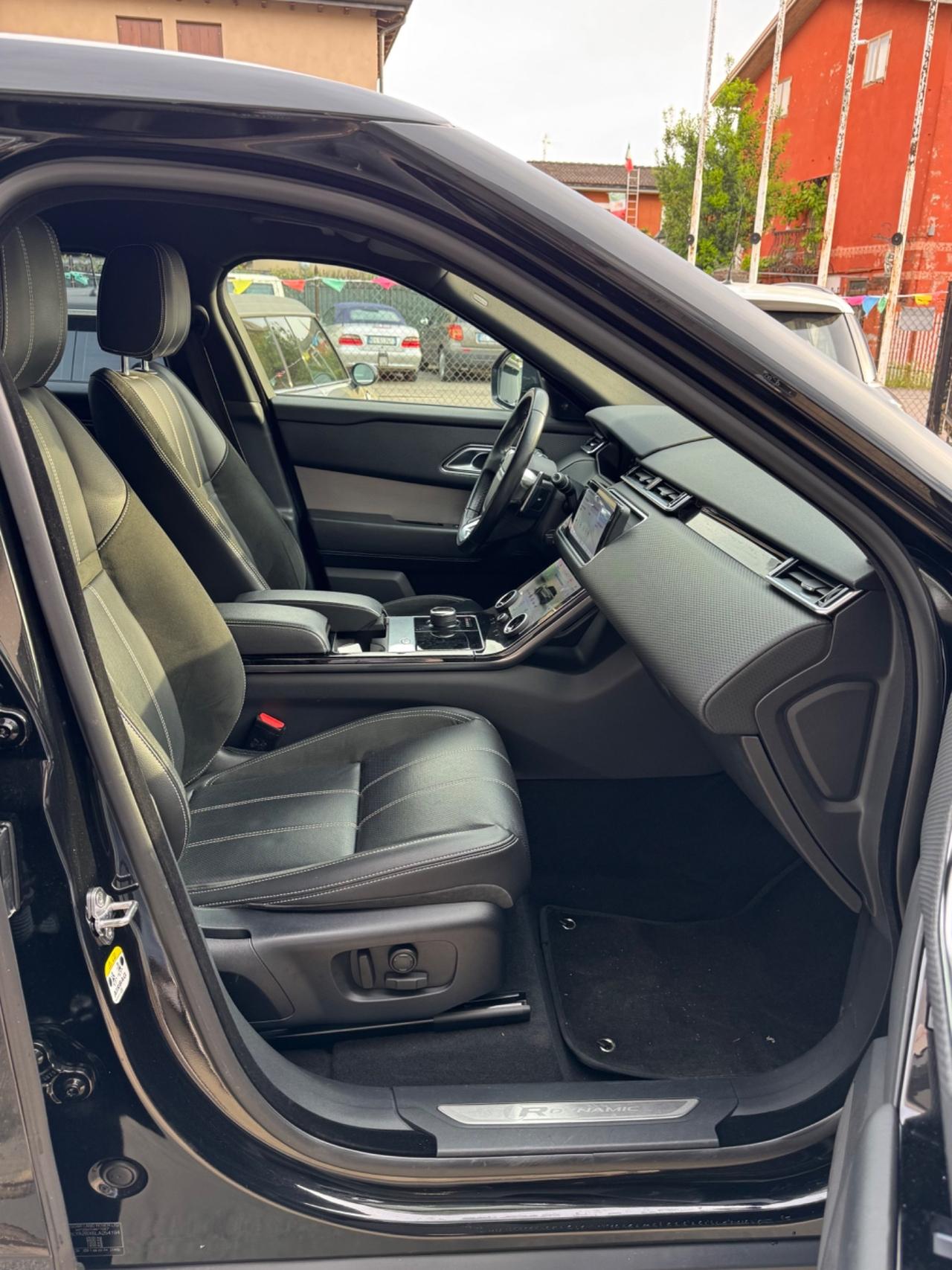 Range Rover Velar - 2.0 Si4 250 CV R-Dynamic S-