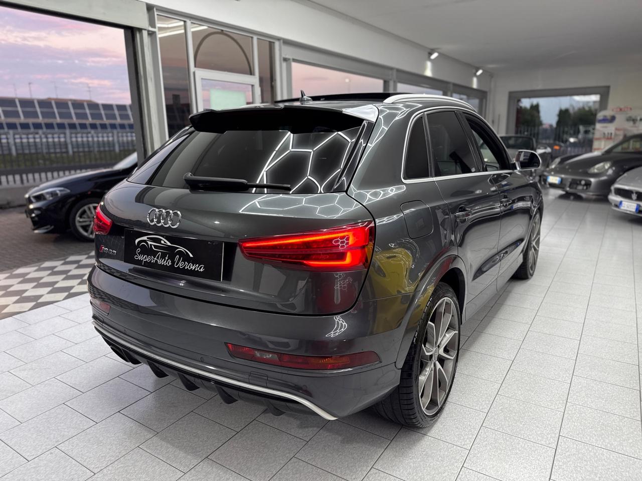 Audi Q3 RS 2.5 TFSI quattro S tronic