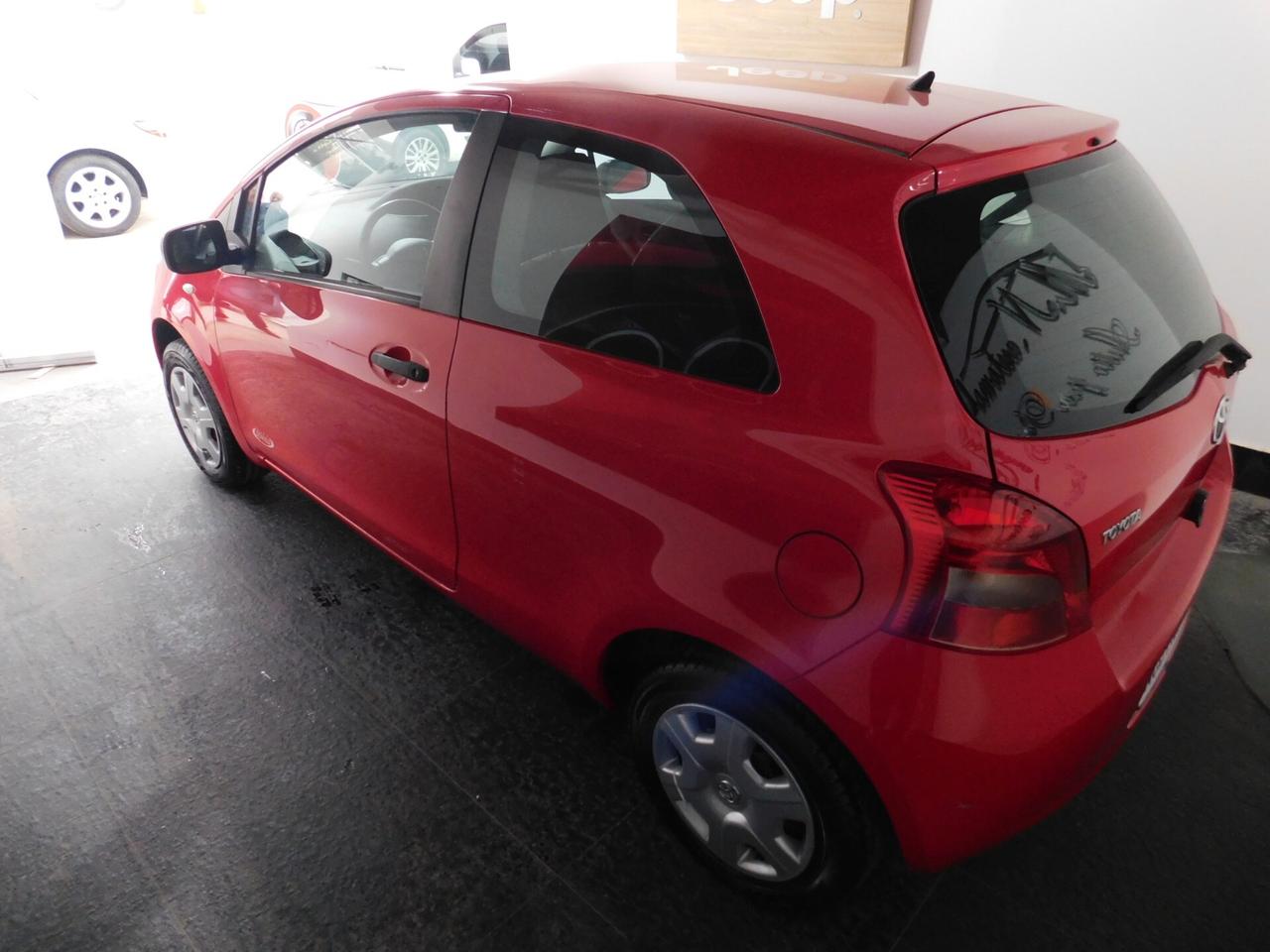 Toyota Yaris 1.0 3 porte