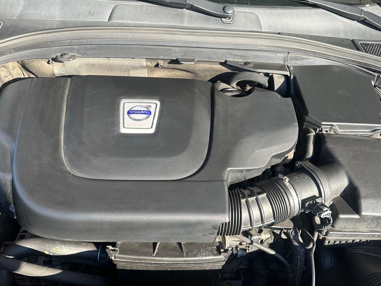 Volvo XC 60 2.4 D3 #7945