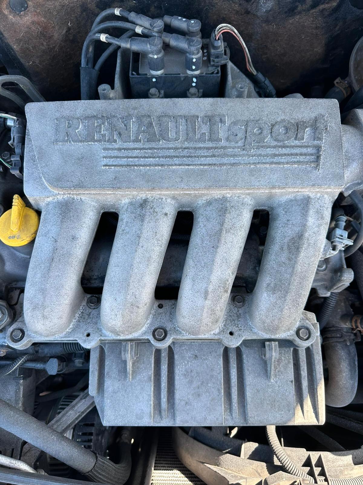 Renault Clio 2.0 16V Sport