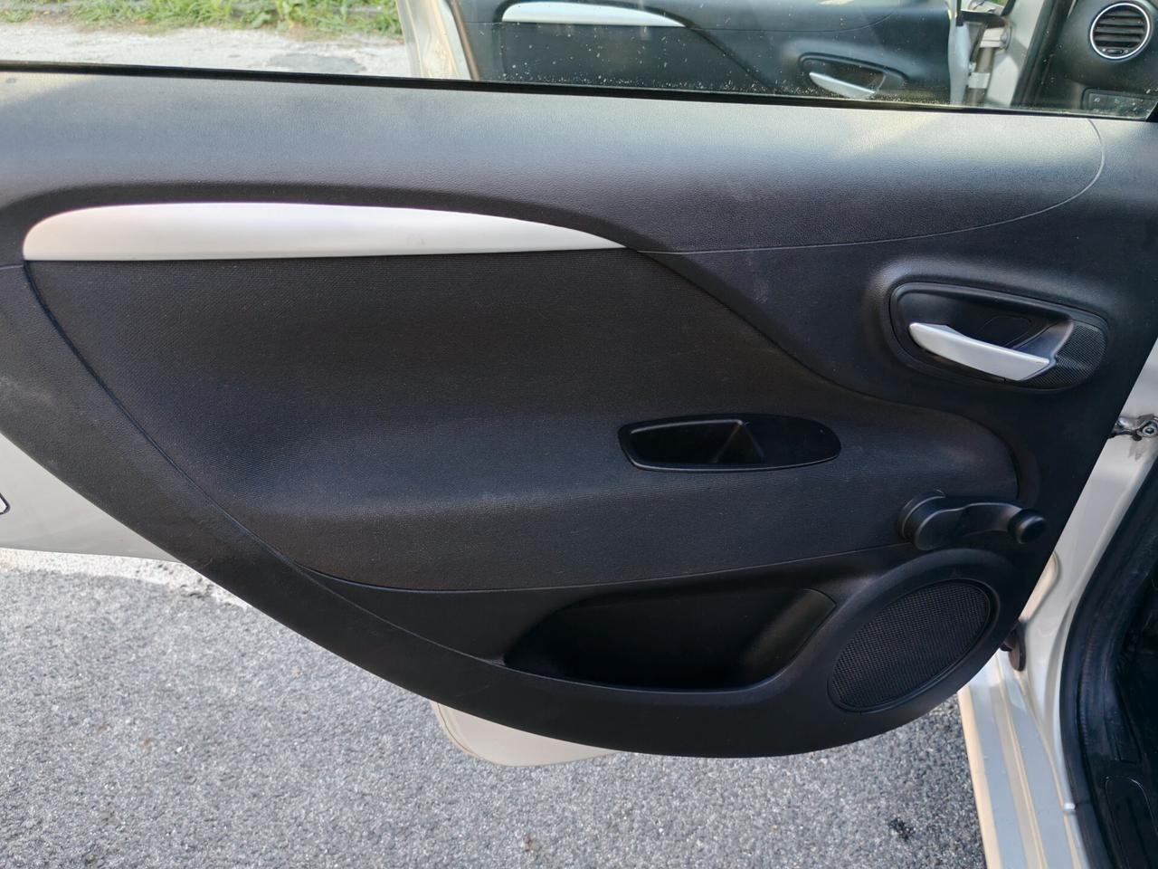 Fiat Punto 1.3 MJT 75CV 2013 EURO5