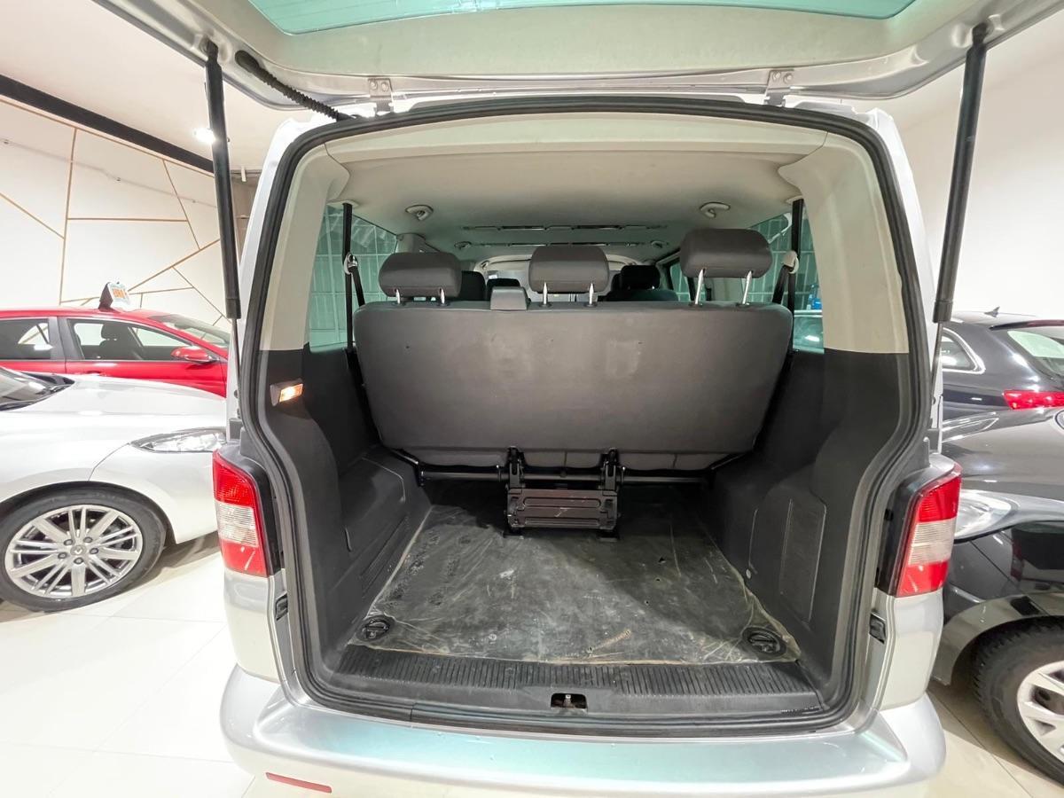VOLKSWAGEN - T5 Caravelle 2.5 TDI 9 posti