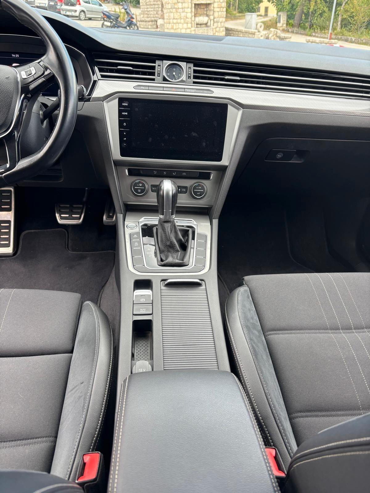 Volkswagen Passat Variant 2.0 TDI 190 CV ALLTRACK 4MOTION DSG Executive