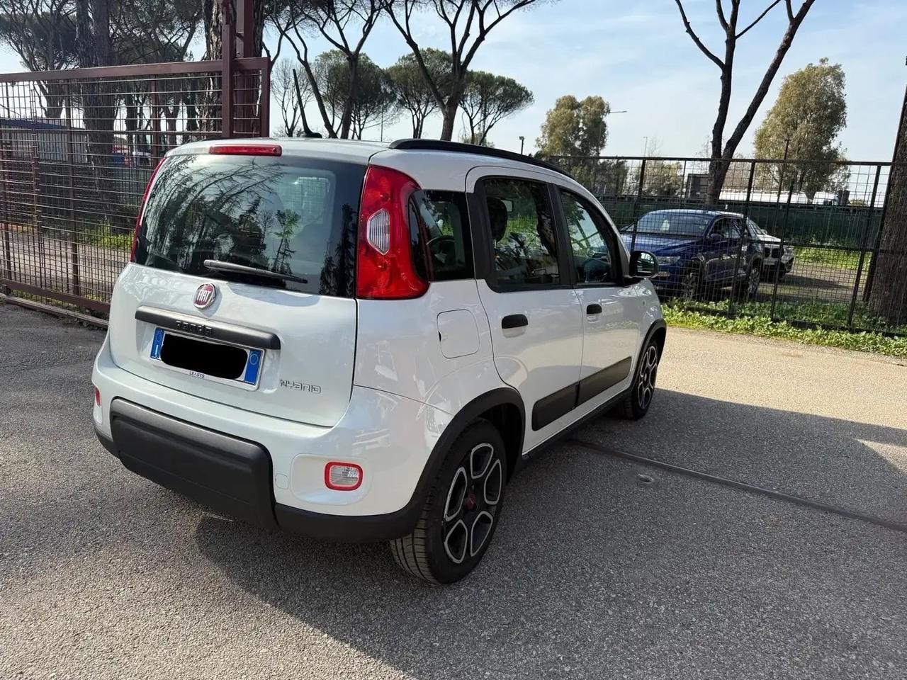 Fiat Panda 1.0 FireFly S&S Hybrid City Cross