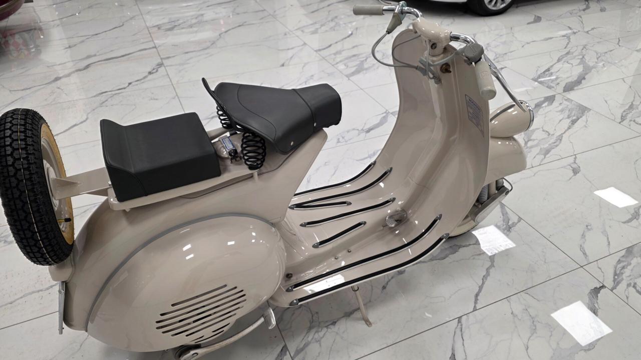 Piaggio Vespa 125 faro basso