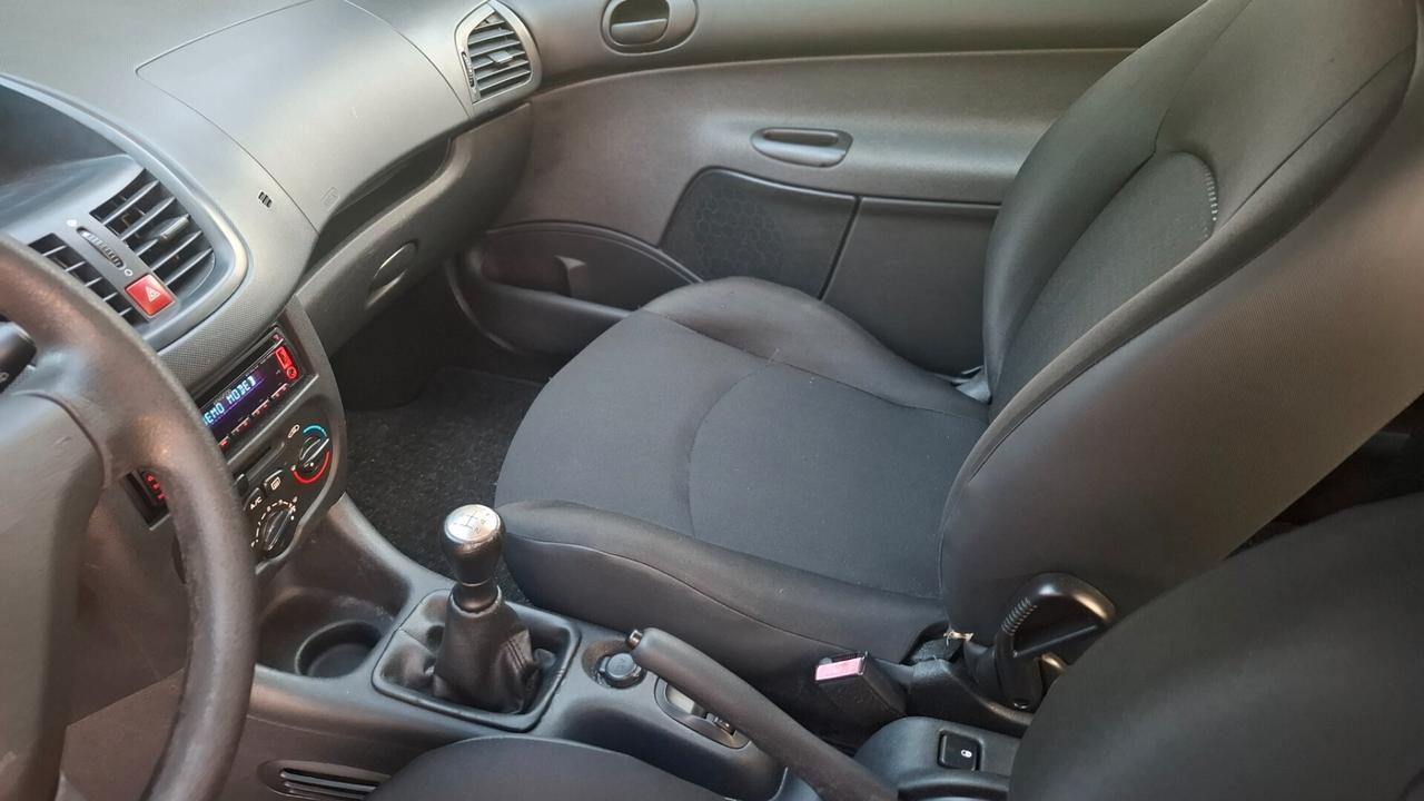 Peugeot 206 Plus 1.1 60CV 5p. Urban ECO GPL