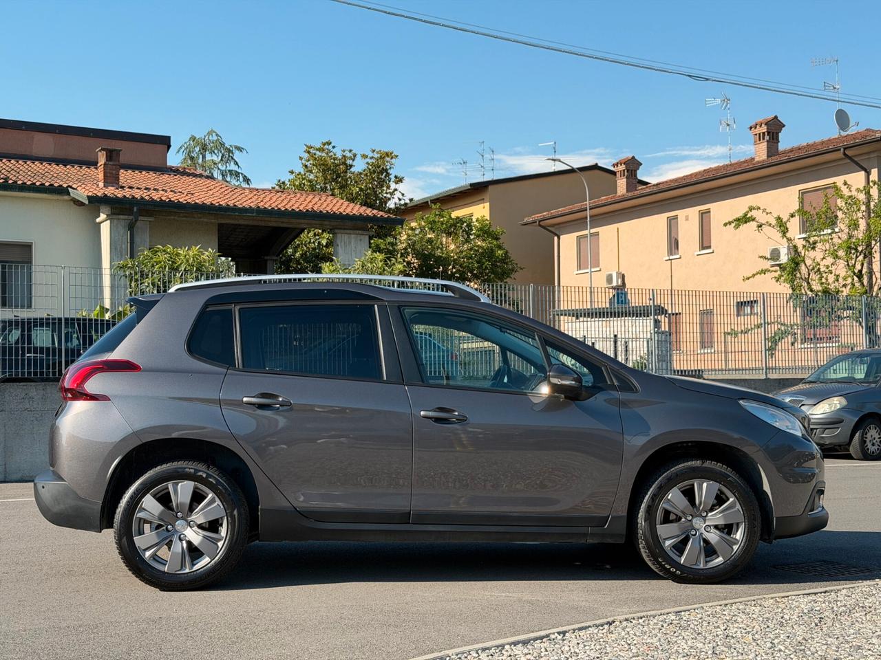 Peugeot 2008 PureTech 82 Active