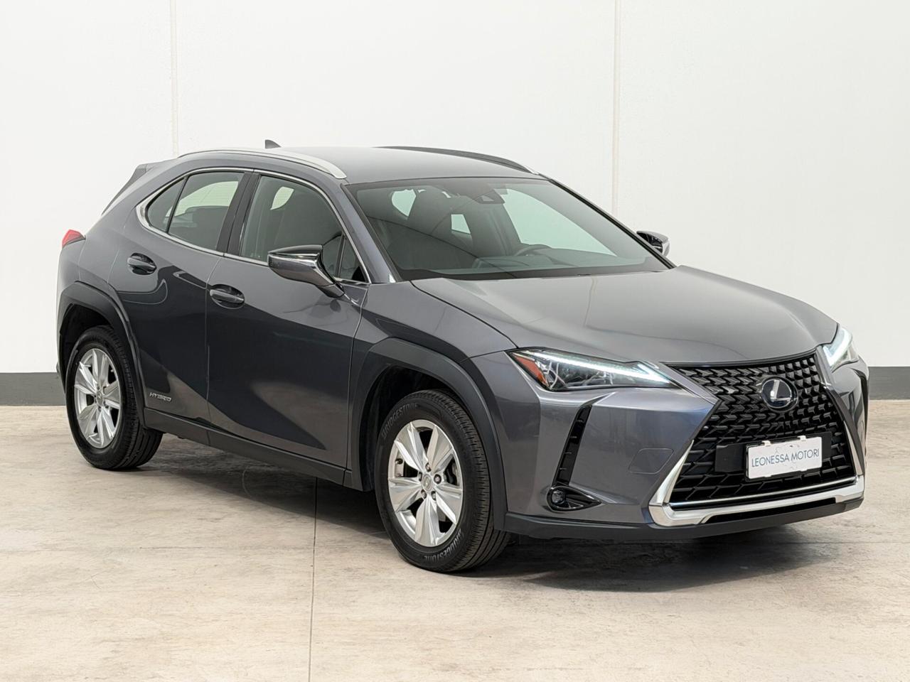 Lexus UX Hybrid Business