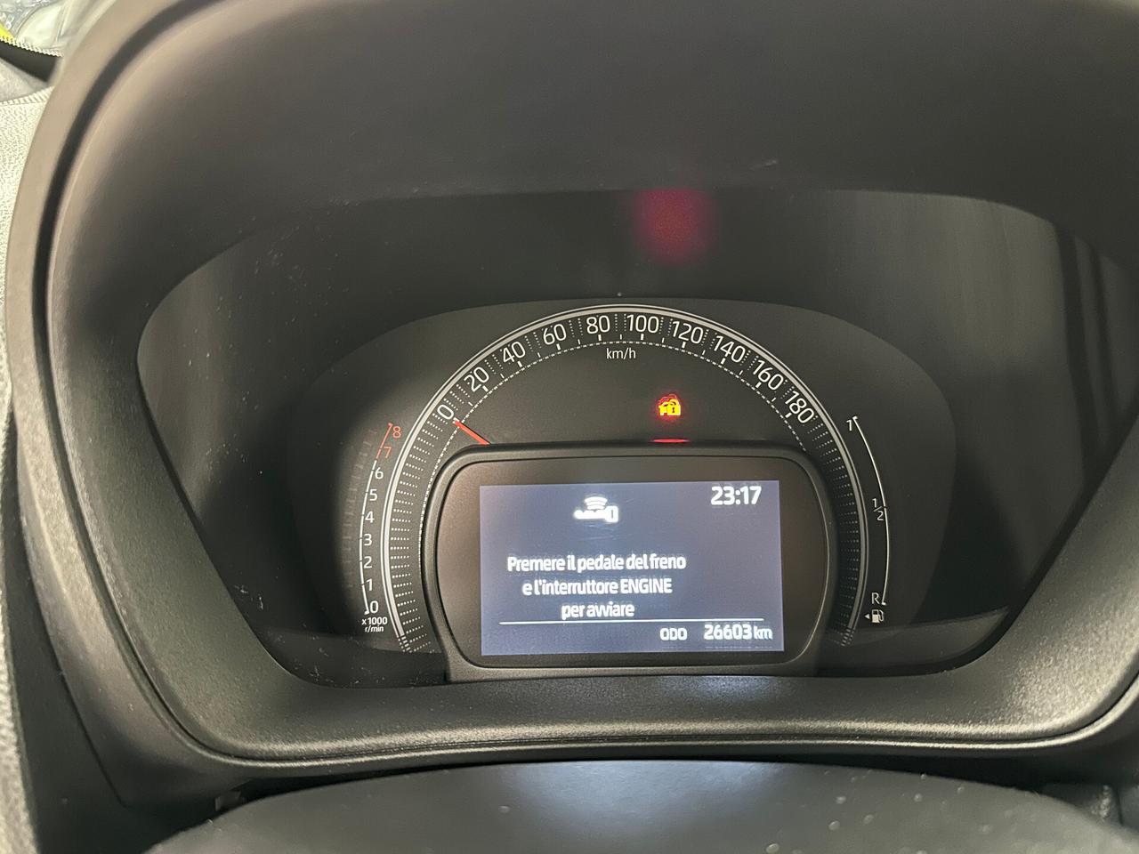 Toyota Aygo X 1.0 VVT-i 72 CV 5 porte UNDERCOVER - 2023