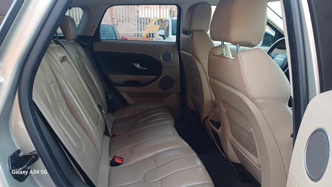 Land Rover Range Evoque 2.2 TD4 5p. Prestige