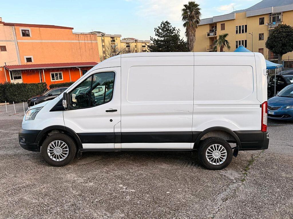 Ford Transit 330 2.0TDCi EcoBlue L2 H2 130 CV