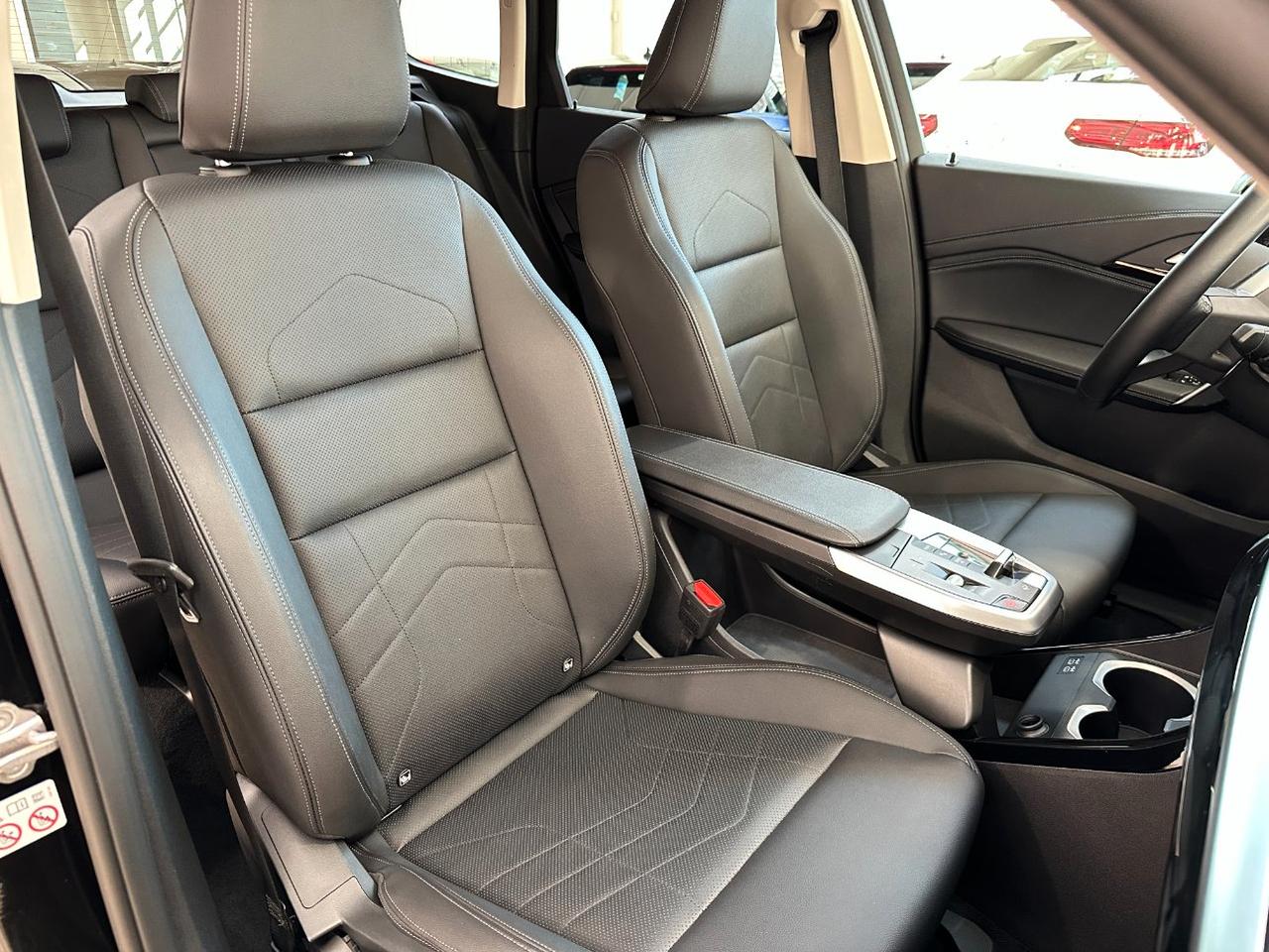 BMW X1 xdrive23d mhev 48V X-Line Edition Signature-19"-harmanK
