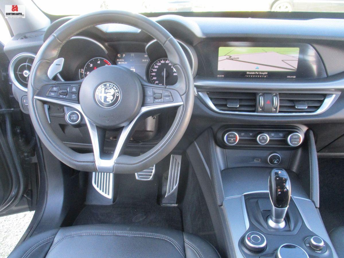 A.R.Stelvio 2.2 T.d. 210CV AT8 Q4 Exec.2019 FULL