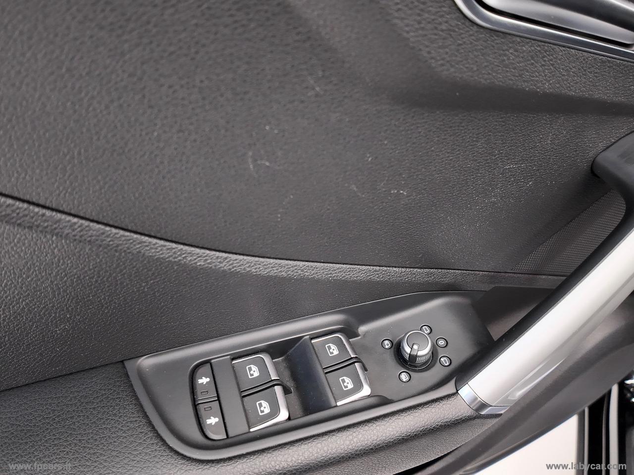 AUDI Q2 35 TDI quattro S tr. Identity Black