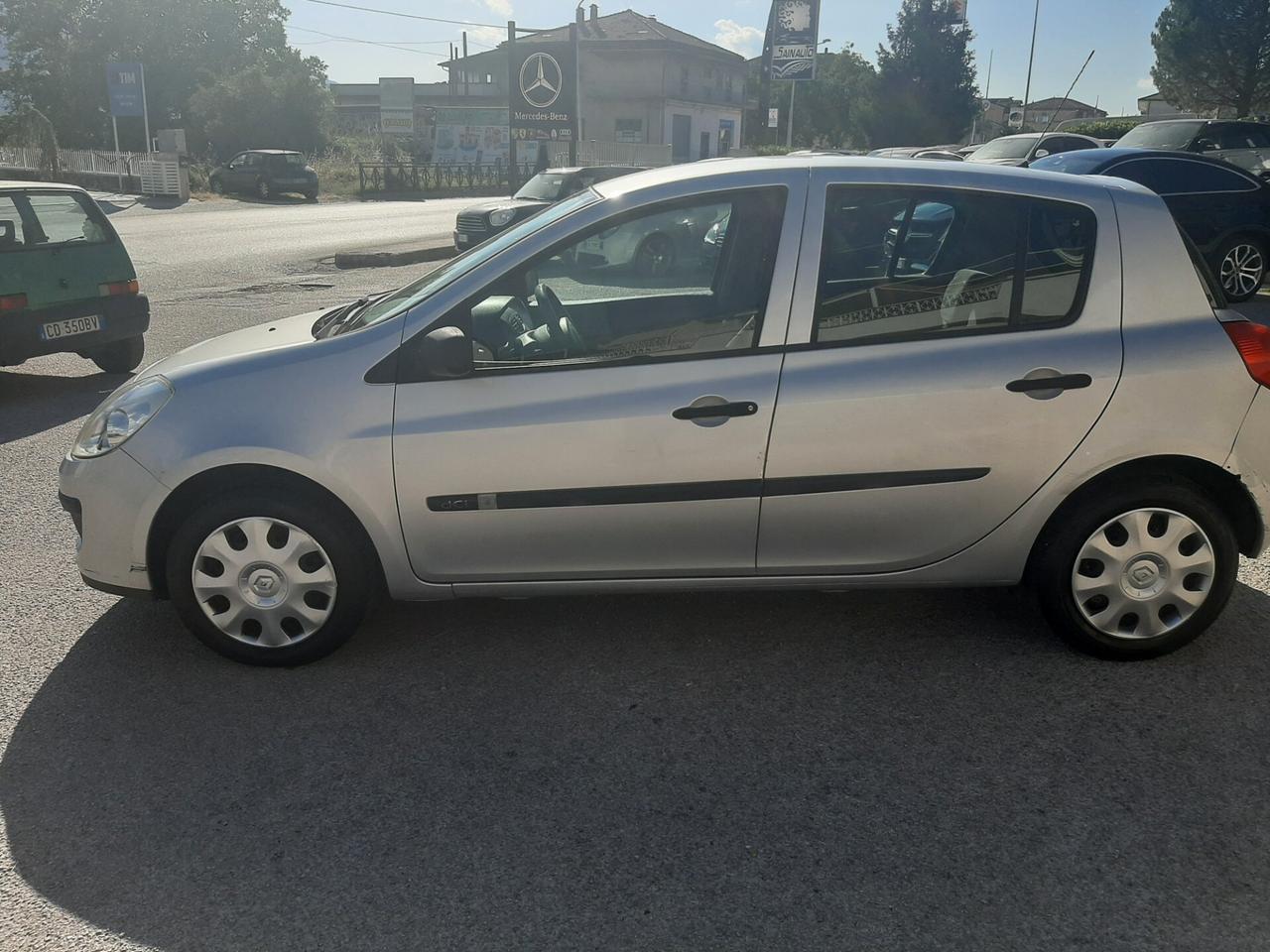 Renault Clio 1.5 dCi 70CV 5 porte Dynamique garanzia