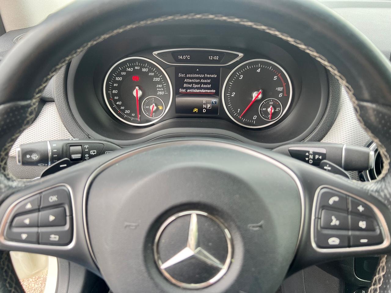 Mercedes-benz B 200 d 136cv Sport Next AUTO LED/NAVI/CAMERA/17; PERF.